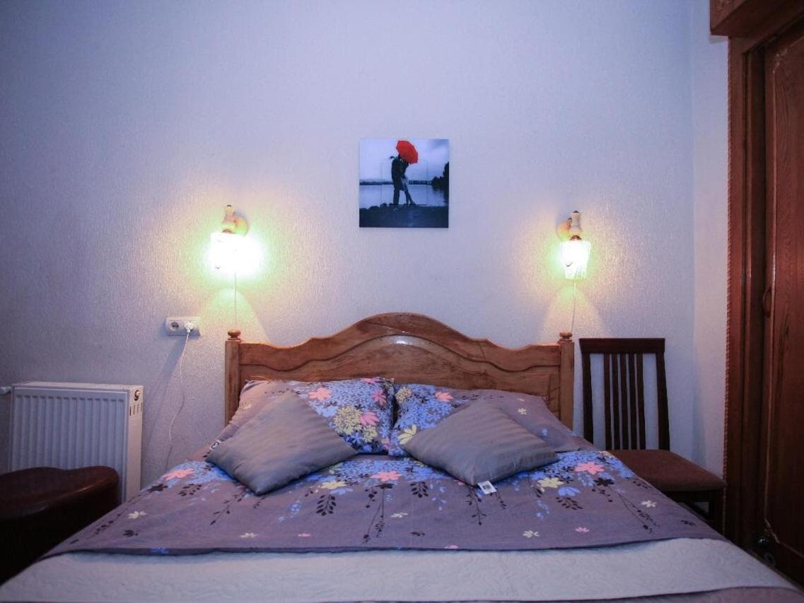 Dali'S Royal Apartment Tbiliszi Szoba fotó