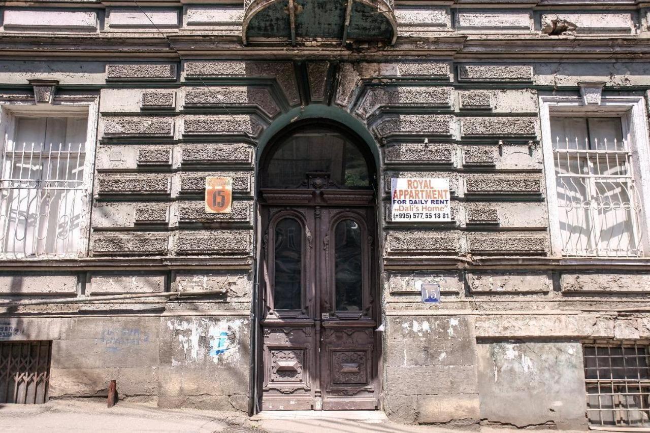 Dali'S Royal Apartment Tbiliszi Kültér fotó
