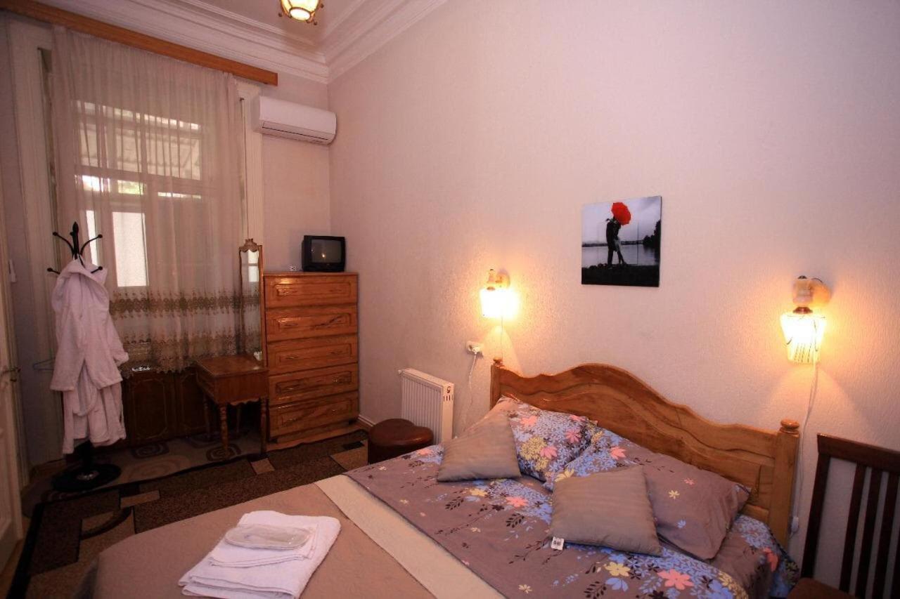 Dali'S Royal Apartment Tbiliszi Kültér fotó
